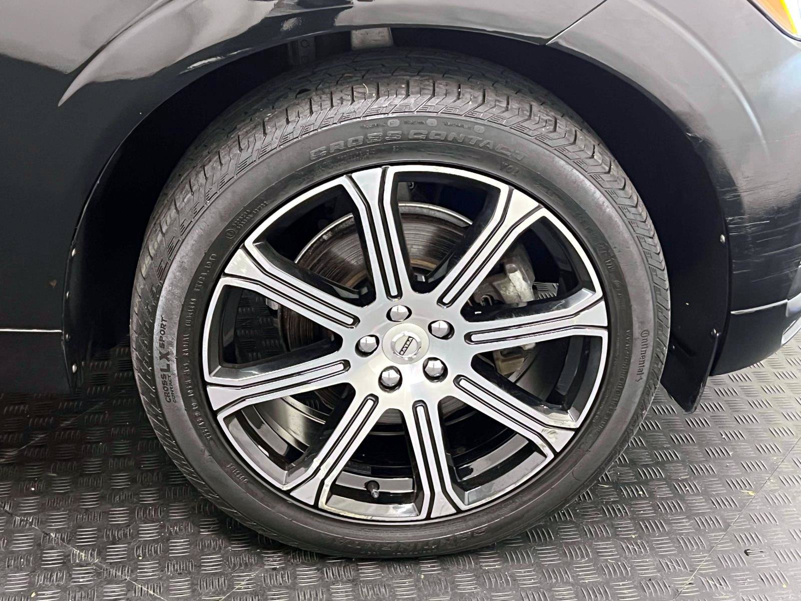 Used 2020 Volvo XC60 T5 Inscription AWD/4WD image 11