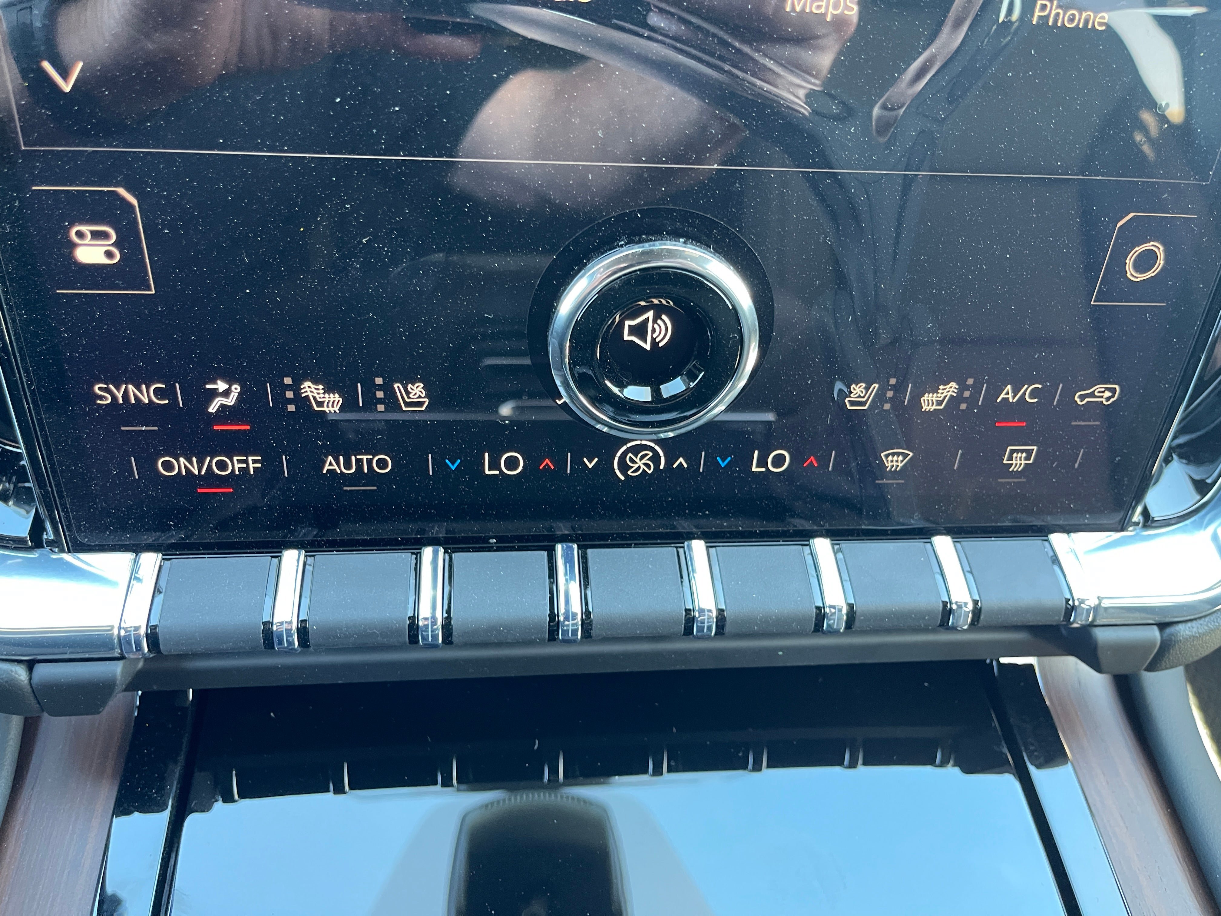 New 2026 GMC Yukon Denali w/ Denali Reserve Package AWD/4WD image 15