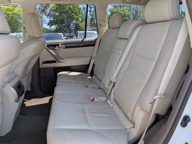 Used 2019 Lexus GX 460 Premium w/ Premium Package AWD/4WD image 20