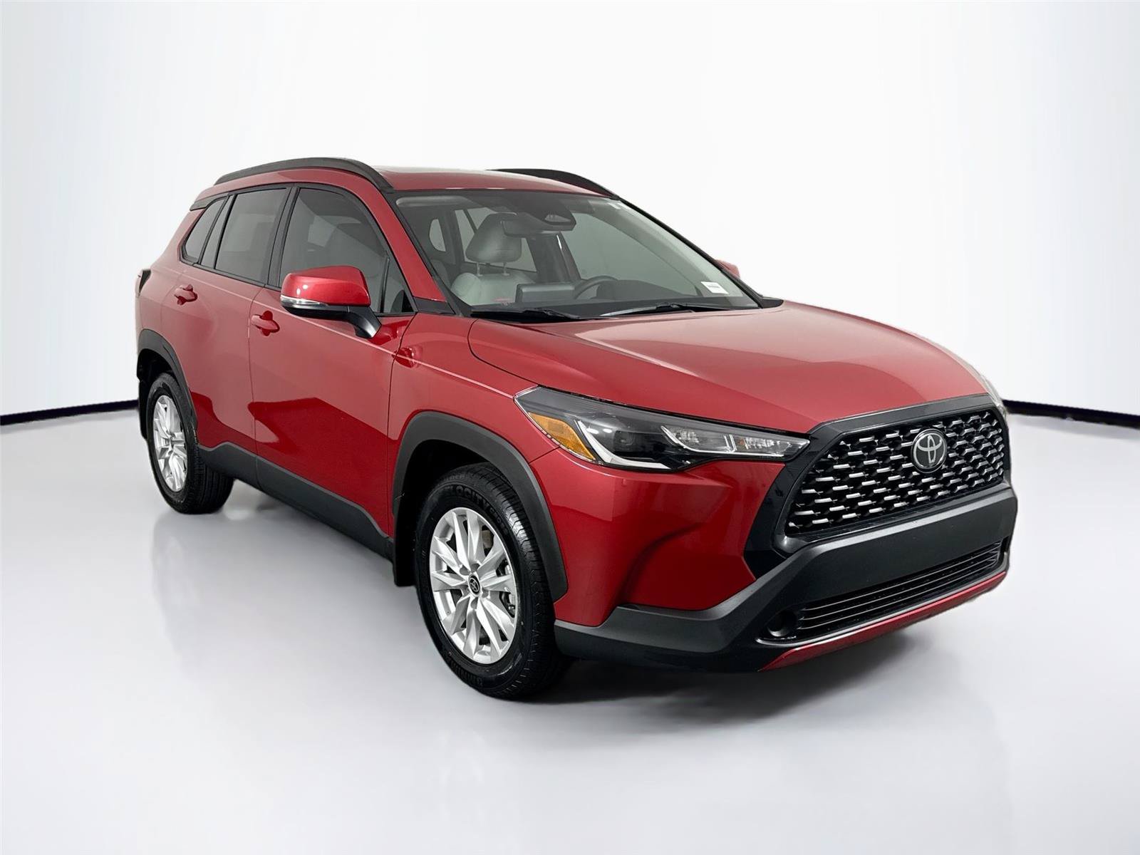 Used 2024 Toyota Corolla Cross LE w/ Moonroof Package FWD image 9