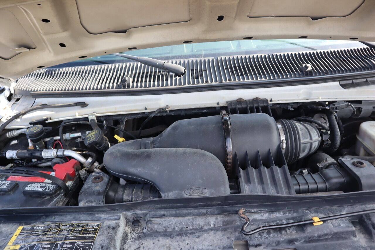 Used 2011 Ford E-250 and Econoline 250 w/ PWR Group RWD image 41
