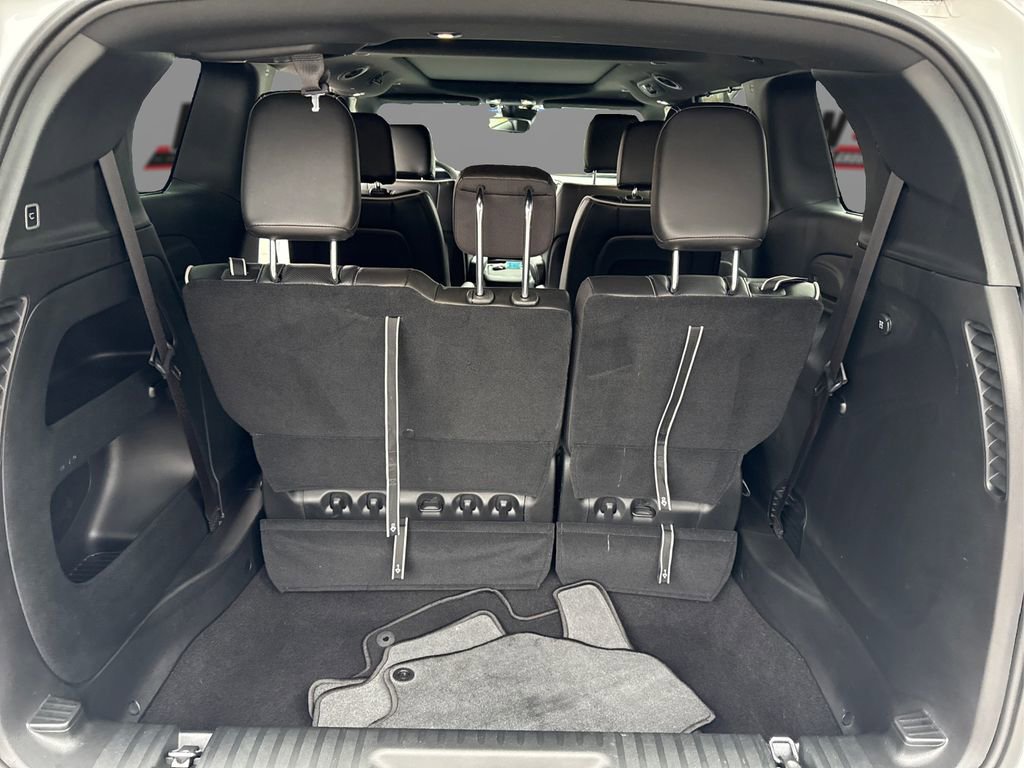 Used 2024 Chrysler Pacifica Limited w/ S Appearance Package image 11