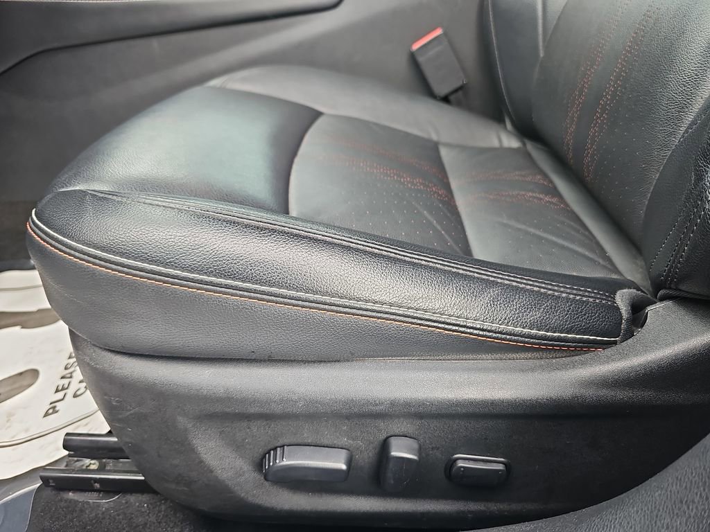 Used 2024 Nissan Altima 2.5 SR w/ SR Premium Package image 32