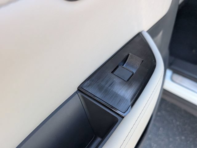 New 2026 Nissan Rogue Dark Armor AWD/4WD image 12