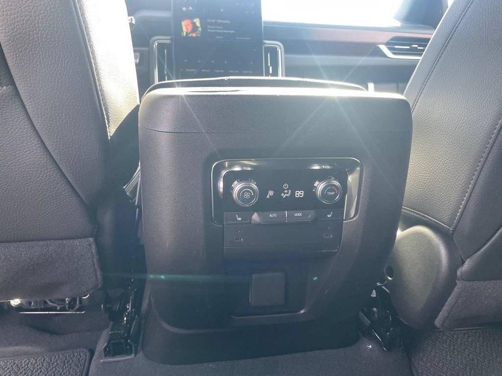 New 2026 GMC Yukon XL Denali w/ Sun & Power Step Package AWD/4WD image 24