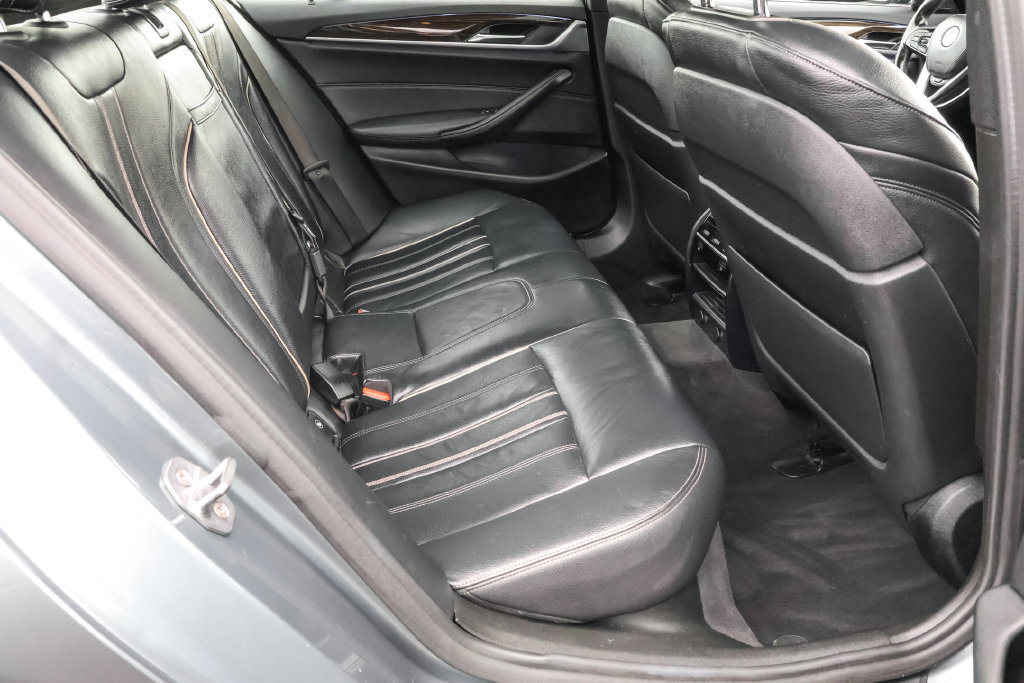 Used 2019 BMW 530i xDrive w/ Convenience Package AWD/4WD image 33