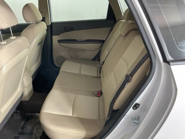 Used 2011 Hyundai Elantra GLS FWD image 22