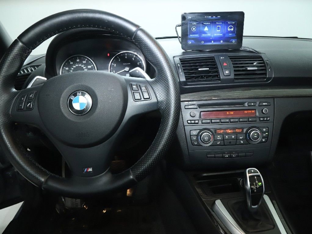 Used 2013 BMW 135i Convertible image 31