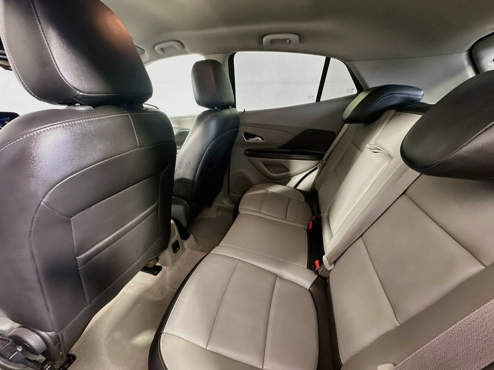 Used 2015 Buick Encore Leather FWD image 24