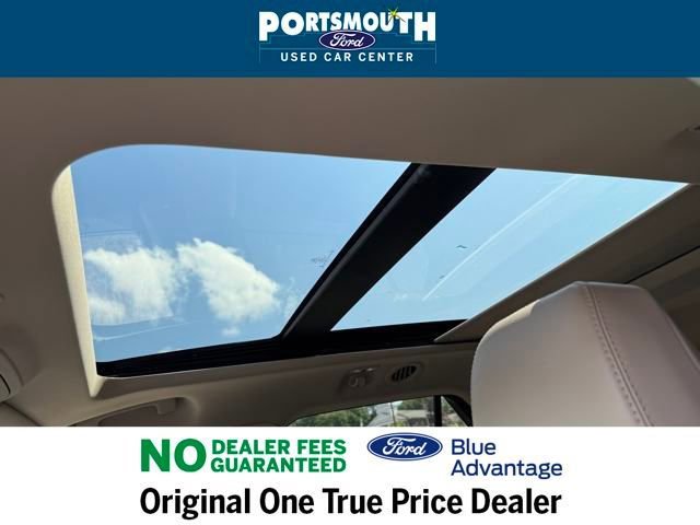 Used 2021 Ford Explorer XLT w/ Equipment Group 202A image 11