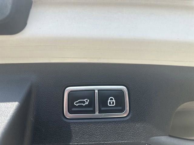 Used 2022 Kia Sorento EX image 44