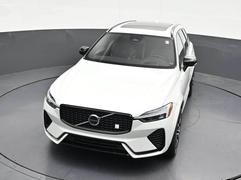 Certified 2024 Volvo XC60 T8 Polestar AWD/4WD image 27