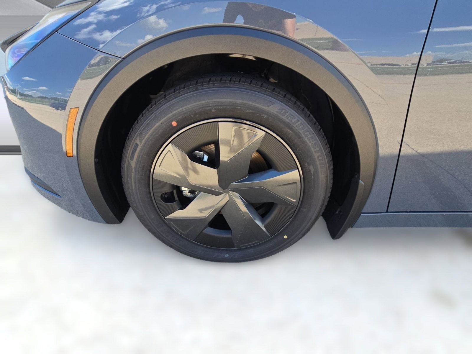 New 2026 Toyota Prius LE image 10