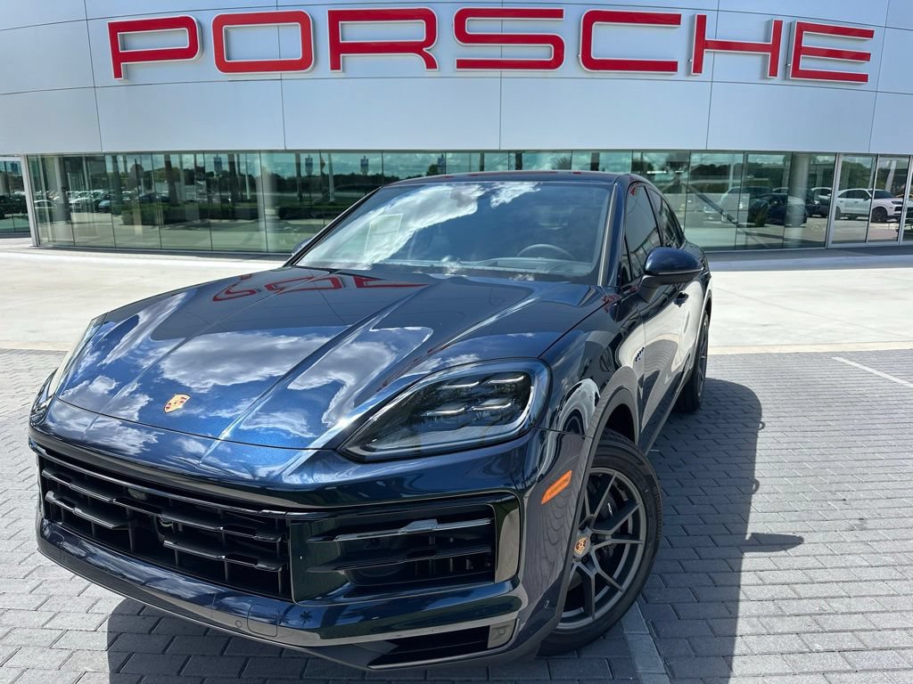 Certified 2025 Porsche Cayenne E-Hybrid Coupe AWD/4WD image 1