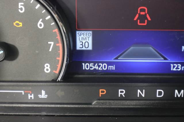 Used 2020 Ford Explorer XLT w/ Equipment Group 202A image 37