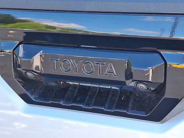 Used 2023 Toyota Tundra Platinum image 32