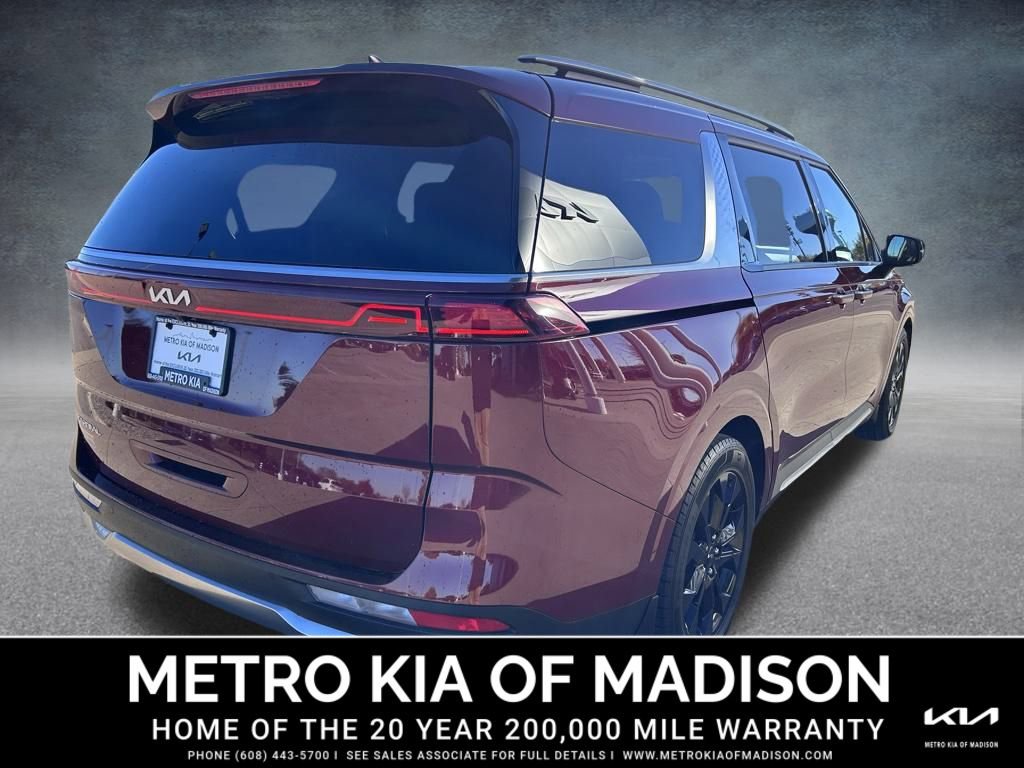 Used 2023 Kia Carnival SX Prestige image 6