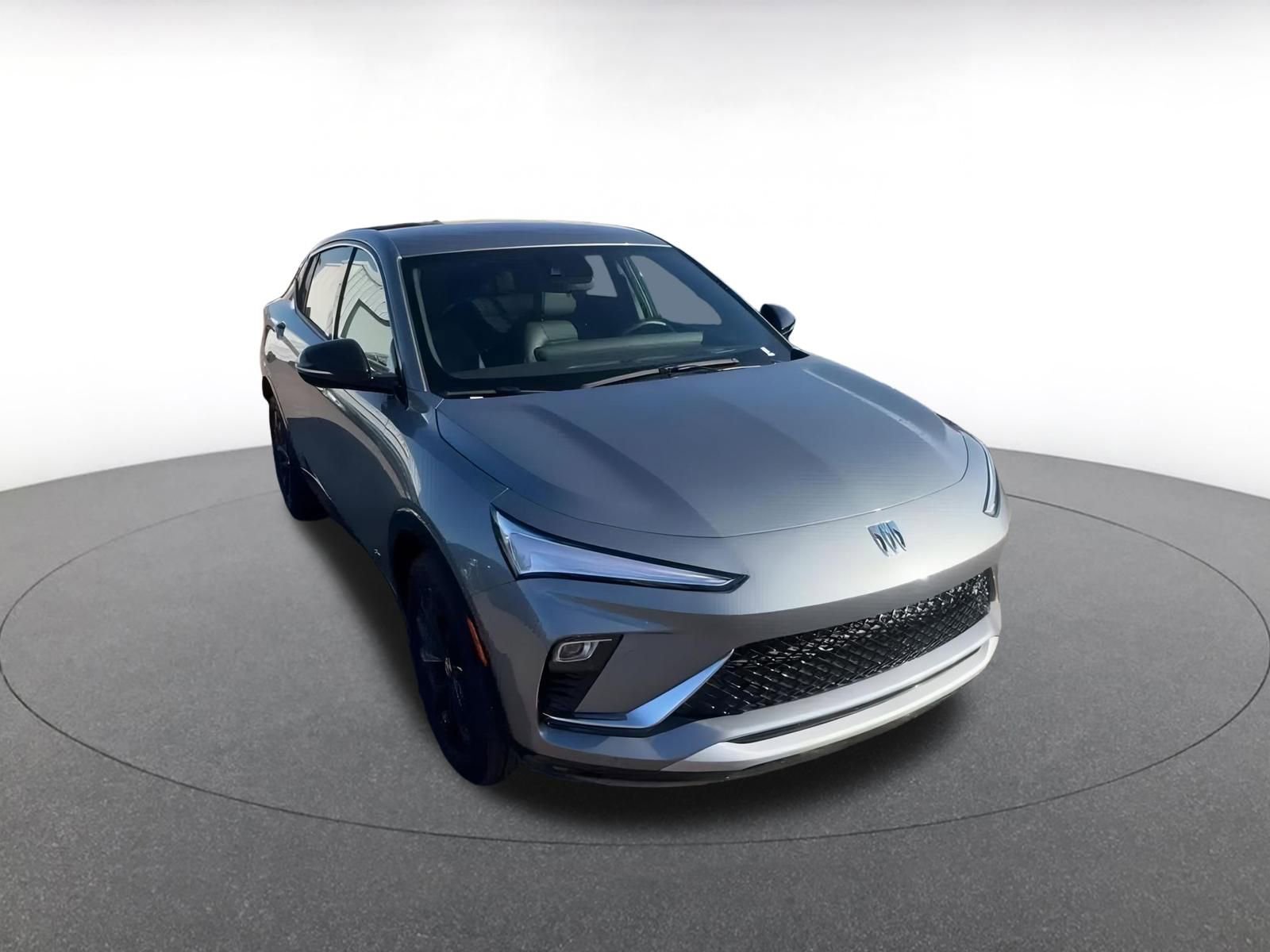 Used 2025 Buick Envista Sport Touring image 3