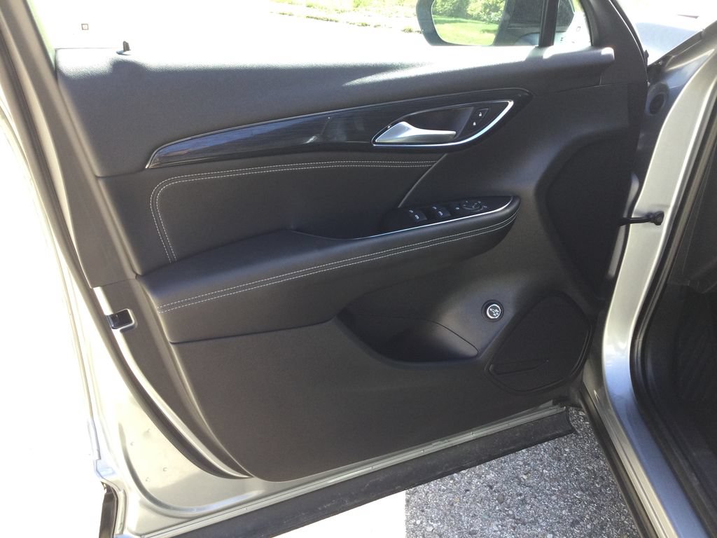 Used 2023 Buick Envision Preferred w/ Sport Touring Package AWD/4WD image 12