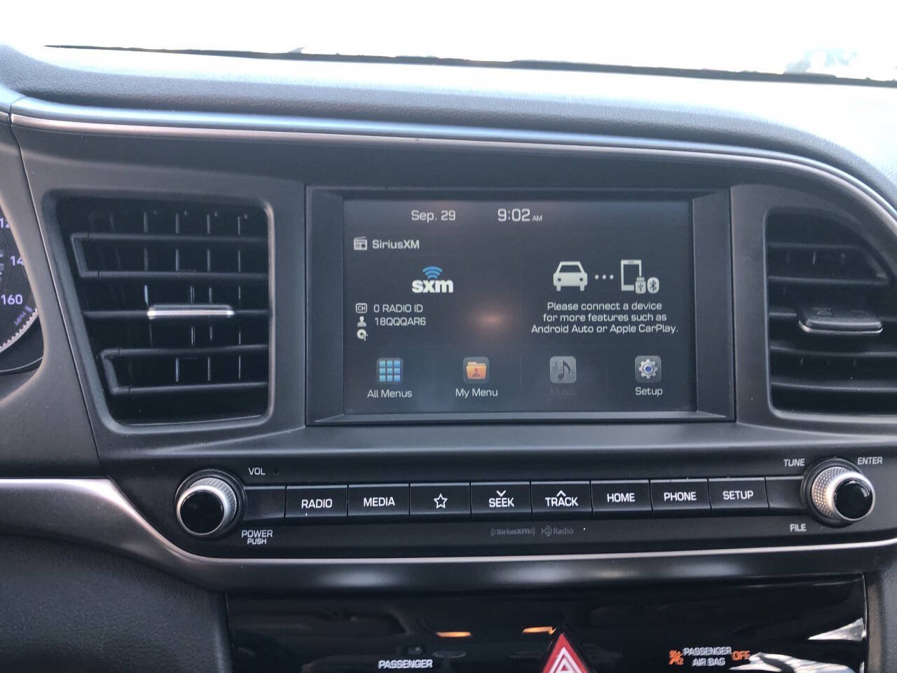 Used 2019 Hyundai Elantra SEL w/ Cargo Package FWD image 13