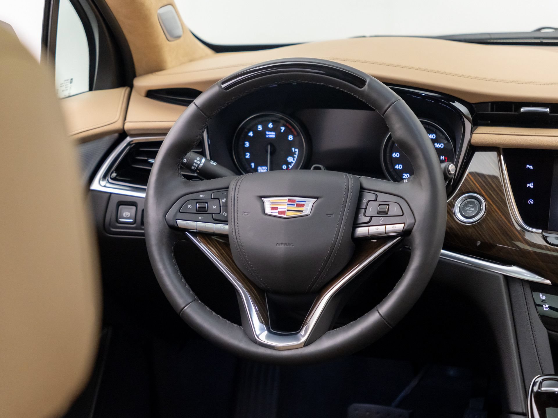 Certified 2025 Cadillac XT6 Premium Luxury w/ Platinum Package AWD/4WD image 10