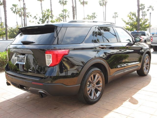 Certified 2023 Ford Explorer XLT w/ Equipment Group 202A image 4