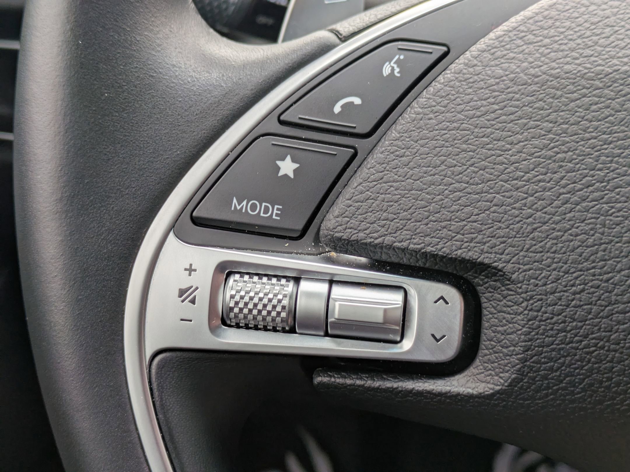 Used 2023 Genesis G80 2.5T image 15