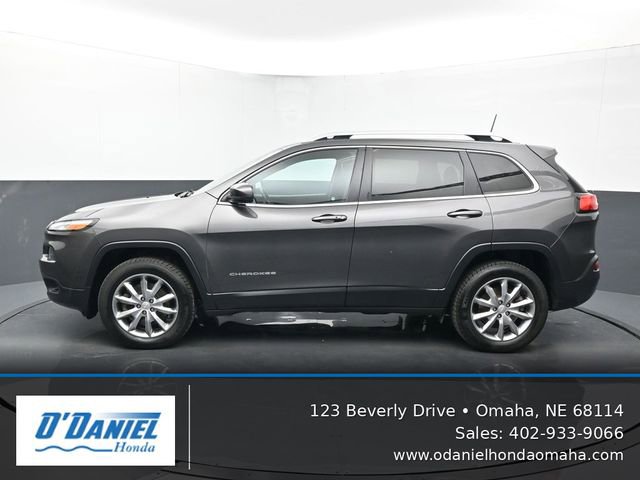 Used 2018 Jeep Cherokee Limited image 2