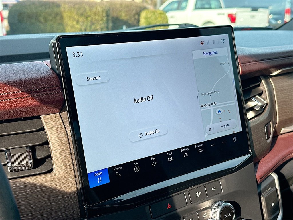 Used 2022 Ford Expedition Max Limited image 13