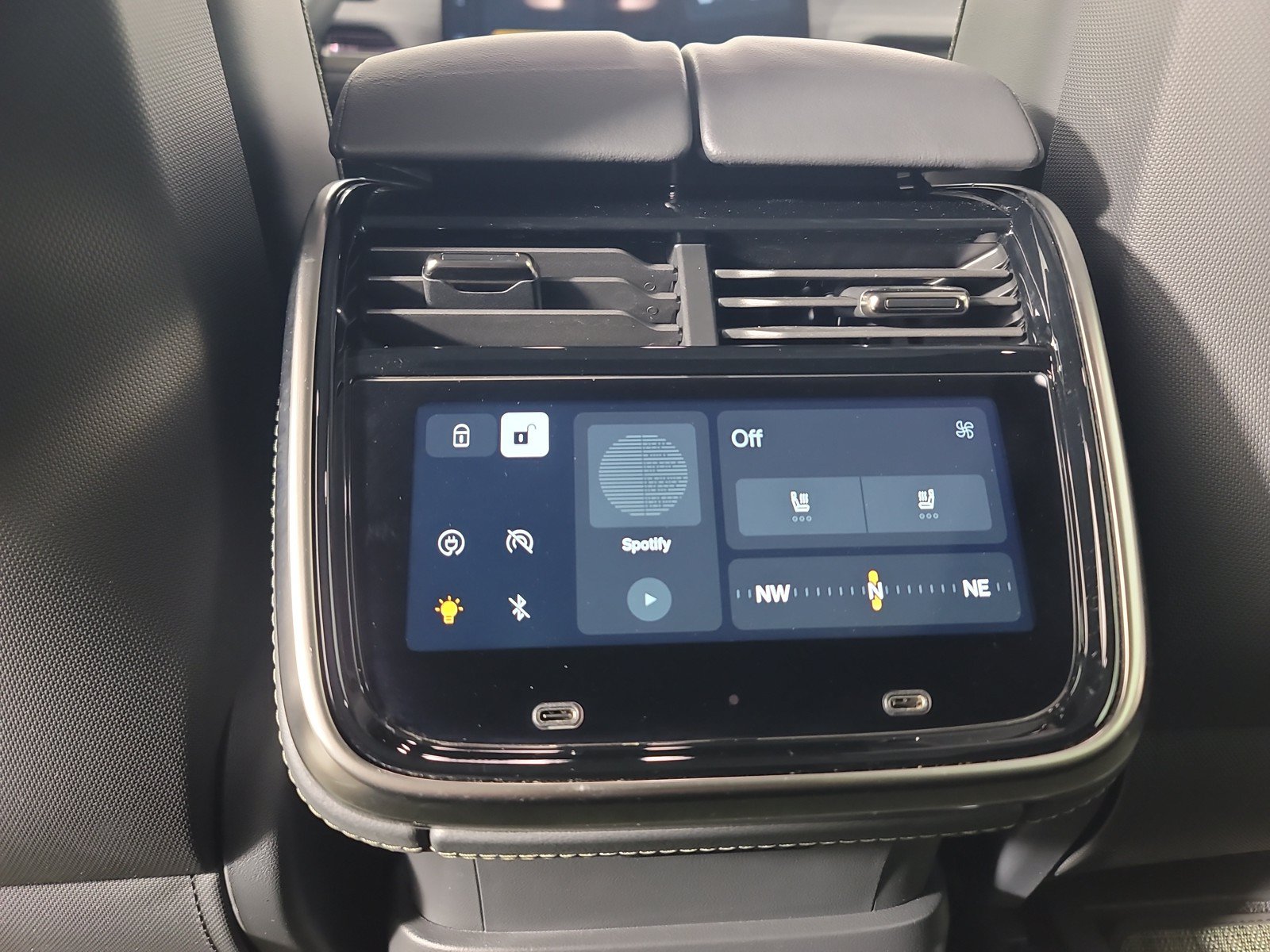 Used 2022 Rivian R1S Launch Edition AWD/4WD image 30