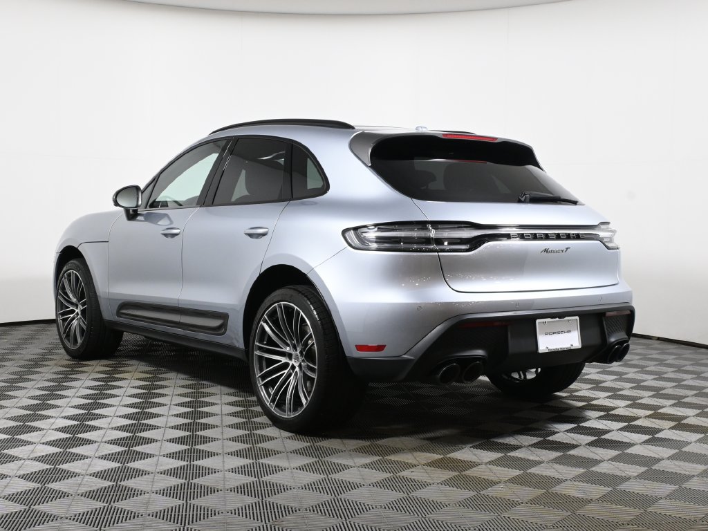 Used 2025 Porsche Macan Turbo AWD/4WD image 3