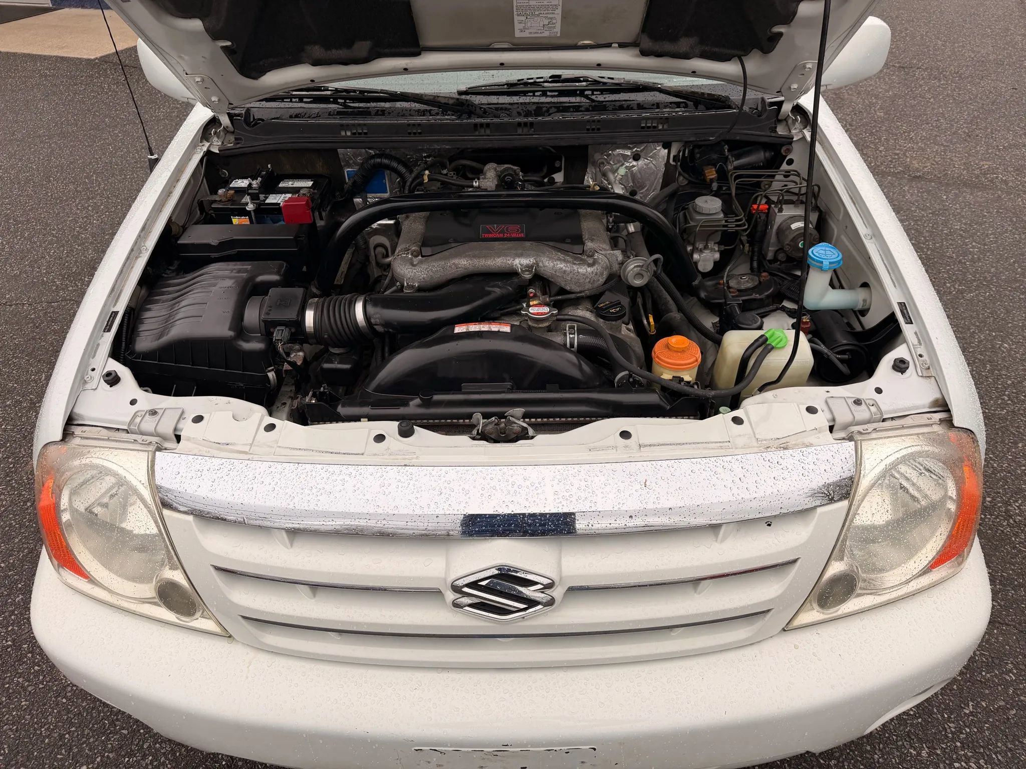 Used 2004 Suzuki XL7 LX image 22