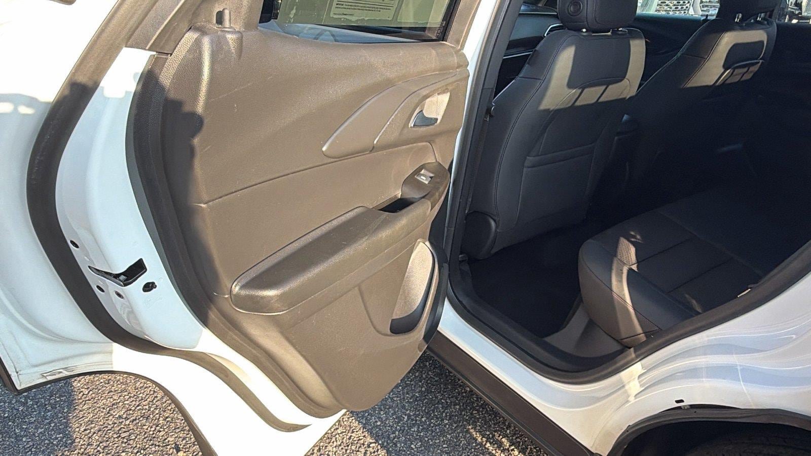 Used 2023 Chevrolet TrailBlazer RS w/ Convenience Package FWD image 22