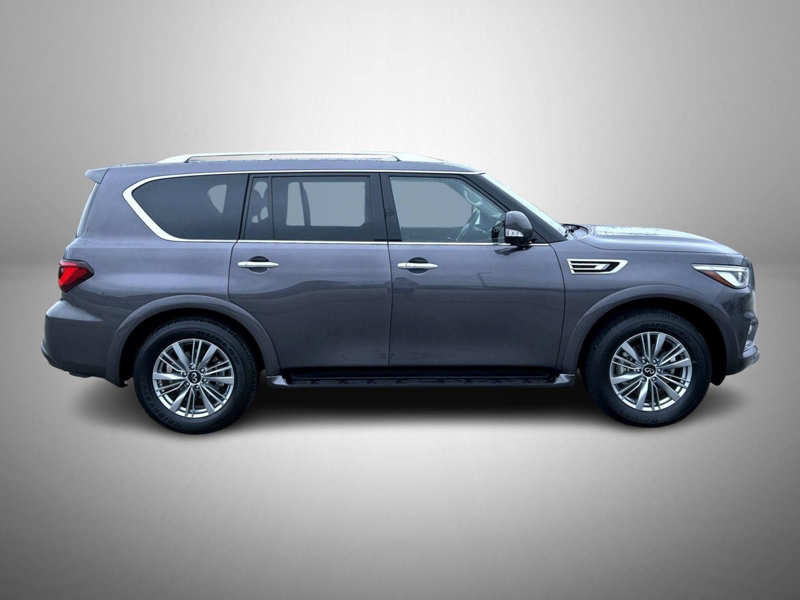 Used 2023 INFINITI QX80 Luxe w/ Cargo Package AWD/4WD image 4