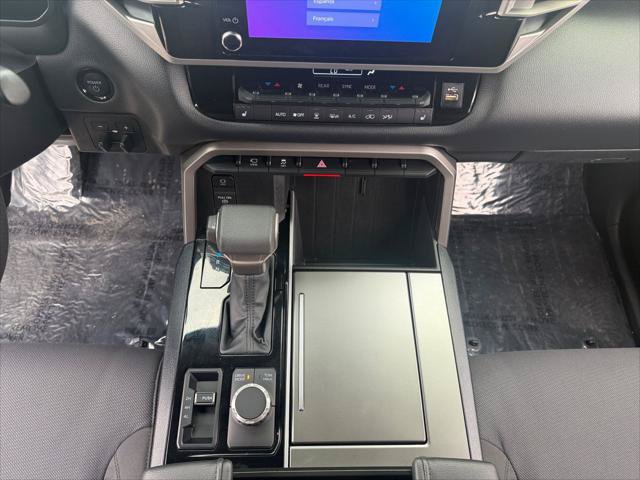 Certified 2025 Toyota Sequoia SR5 AWD/4WD image 11