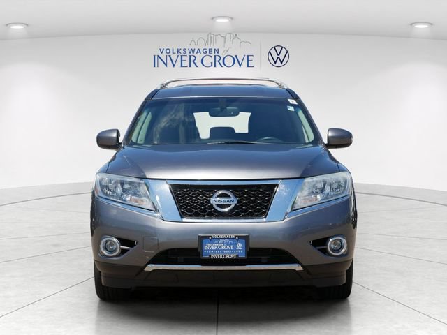 Used 2015 Nissan Pathfinder SL w/ Trailer Tow Package FWD image 2