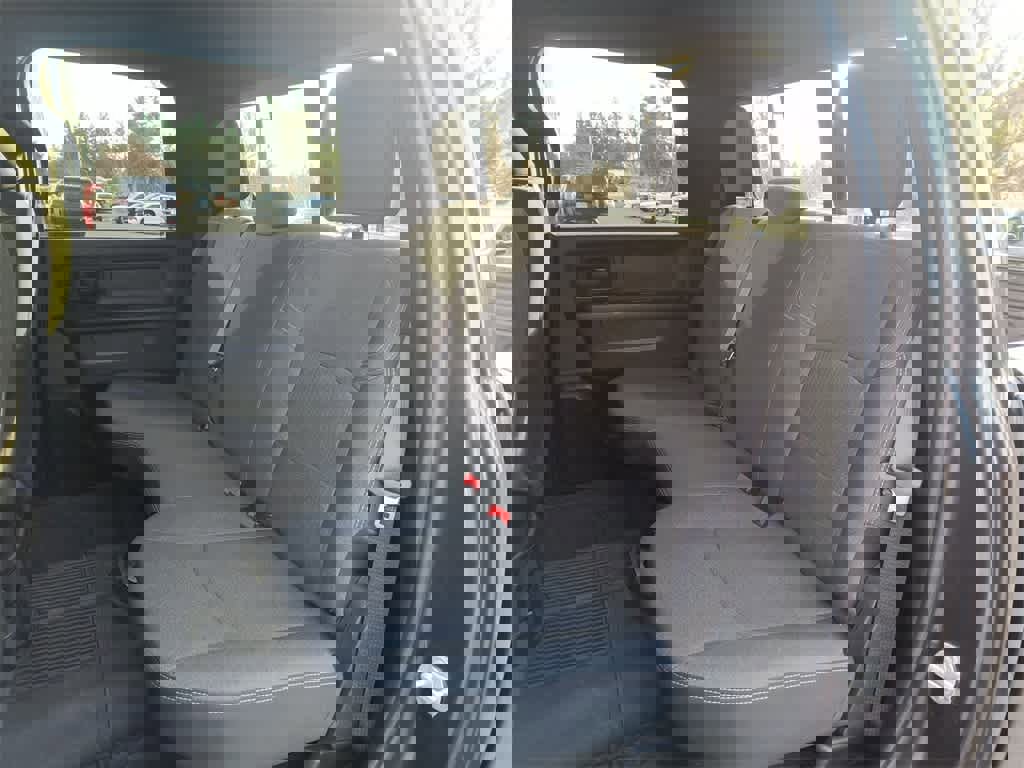 Used 2023 RAM 3500 Tradesman w/ Safety Group image 22