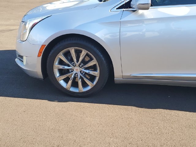 Used 2013 Cadillac XTS Luxury AWD/4WD image 8