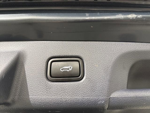 Used 2022 Hyundai Palisade Calligraphy image 11