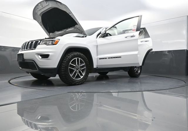 Used 2021 Jeep Grand Cherokee Limited AWD/4WD image 32