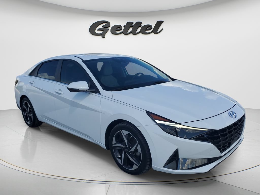 Used 2021 Hyundai Elantra Limited FWD image 3