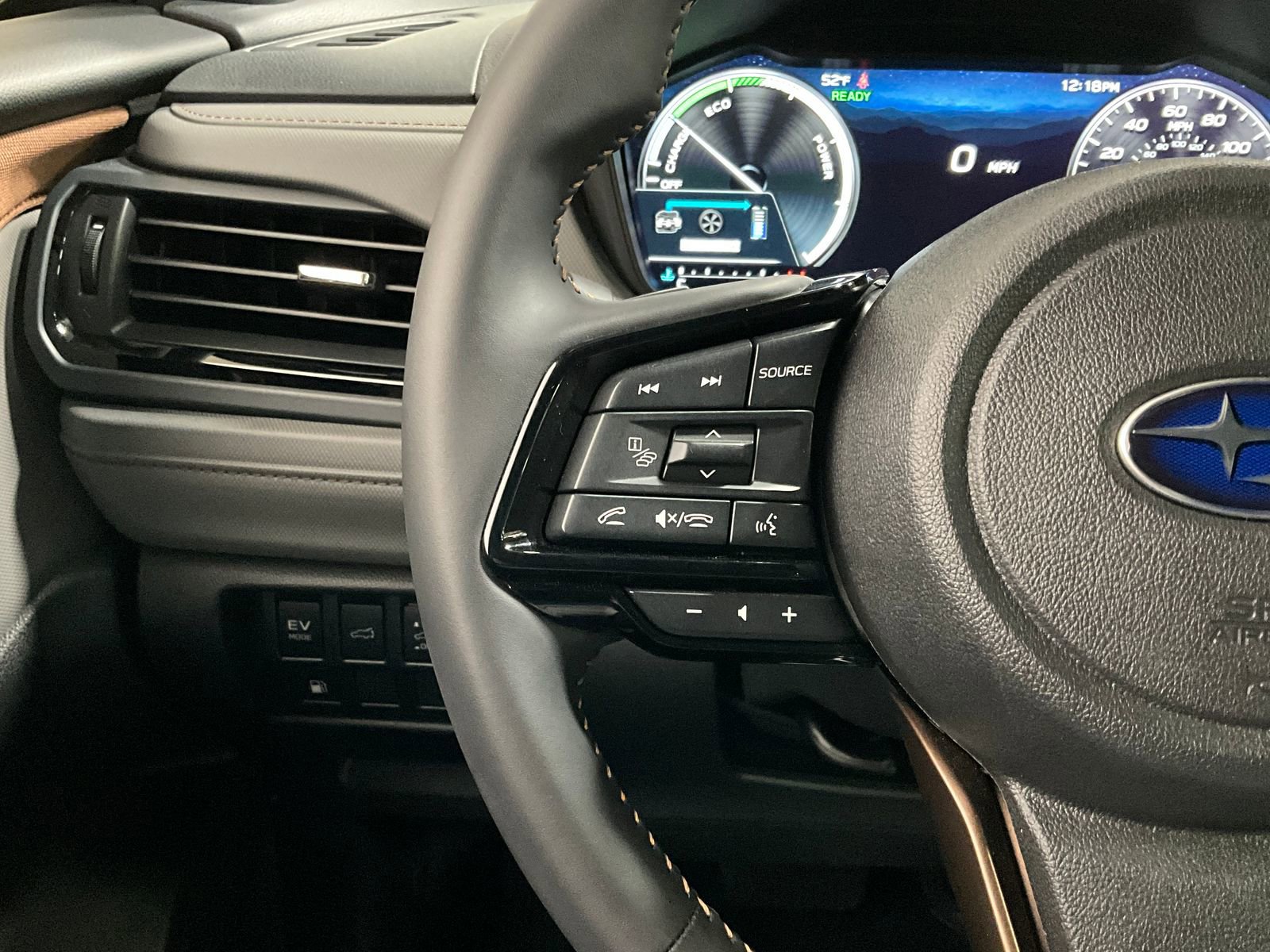 Used 2025 Subaru Forester Sport image 17