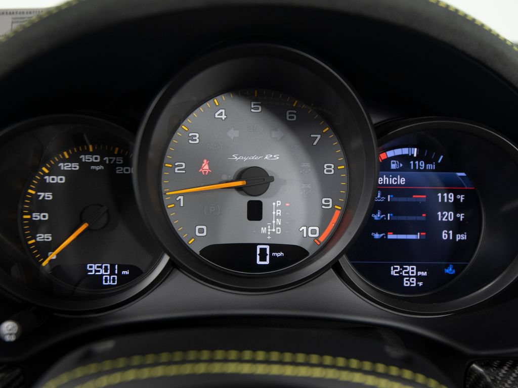 Certified 2025 Porsche 718 Boxster Spyder RS RWD image 20