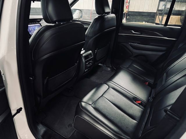 Certified 2025 Jeep Grand Cherokee Limited image 19