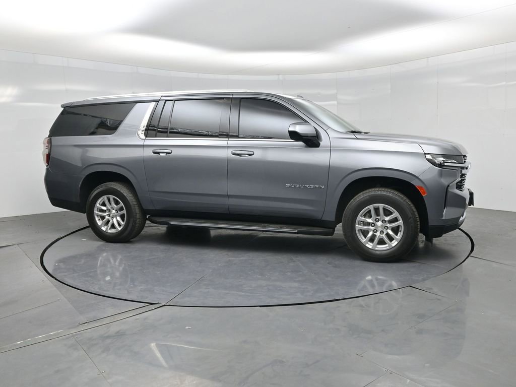 Used 2021 Chevrolet Suburban LT RWD image 26