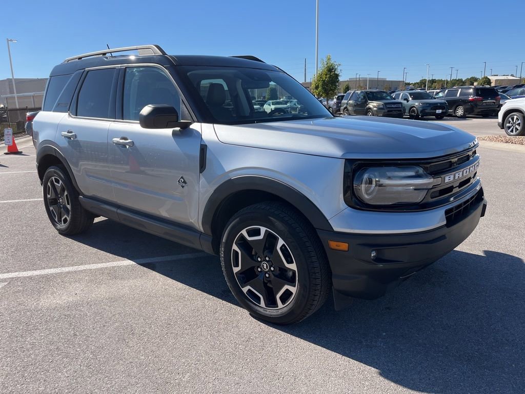 Used 2021 Ford Bronco Sport Outer Banks w/ Outer Banks Package (96D) video 3