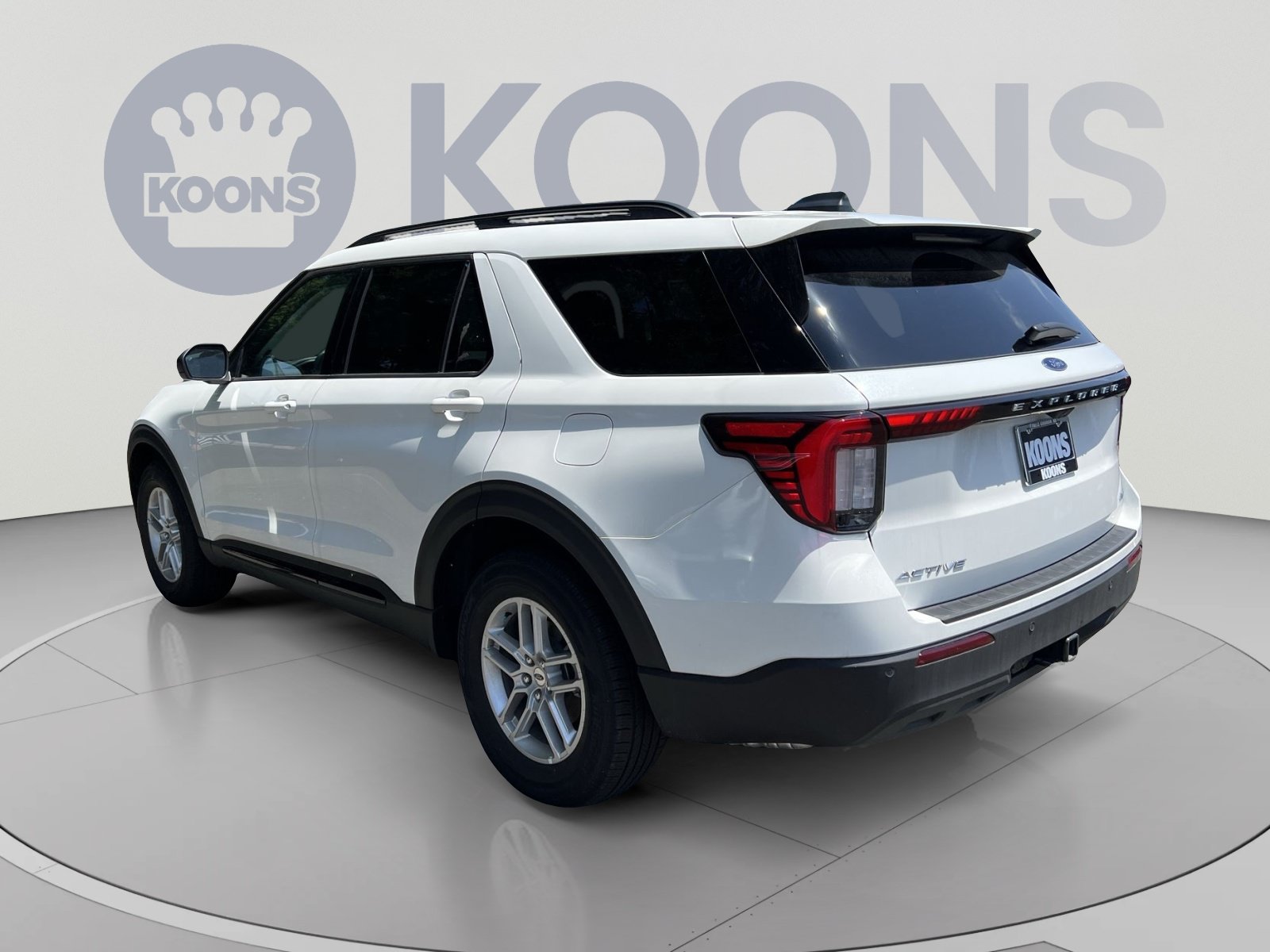 New 2026 Ford Explorer Active AWD/4WD image 8