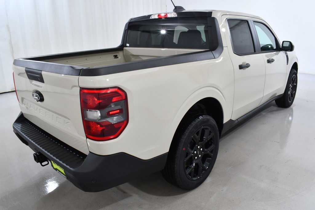 New 2025 Ford Maverick XLT w/ XLT Luxury Package image 11