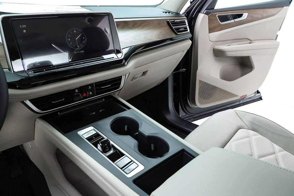 New 2026 Volkswagen Atlas SE image 60