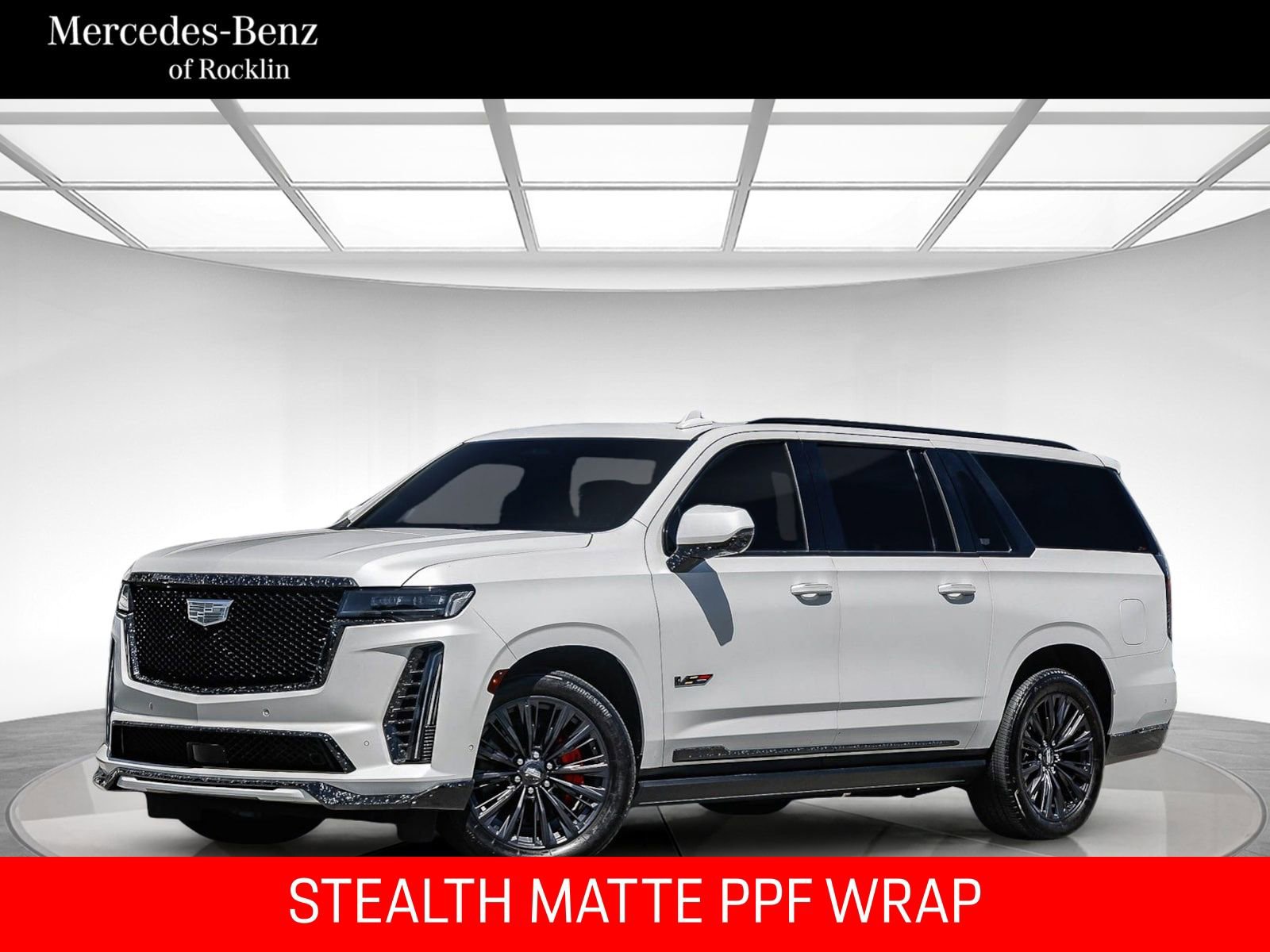 Used 2023 Cadillac Escalade ESV V w/ LPO, ONYX Package AWD/4WD image 1